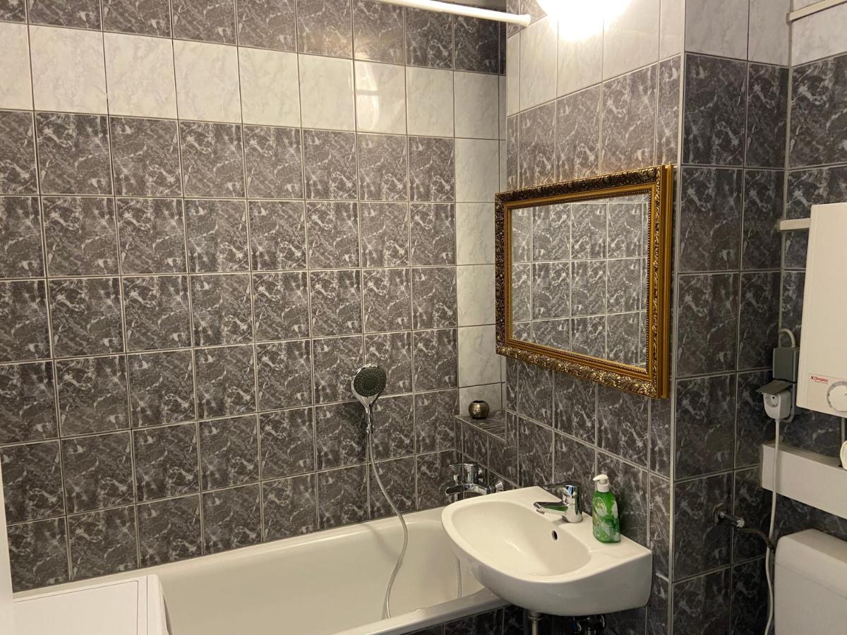 Schoene Kleine Wohnung Cottbus Ngoại thất bức ảnh