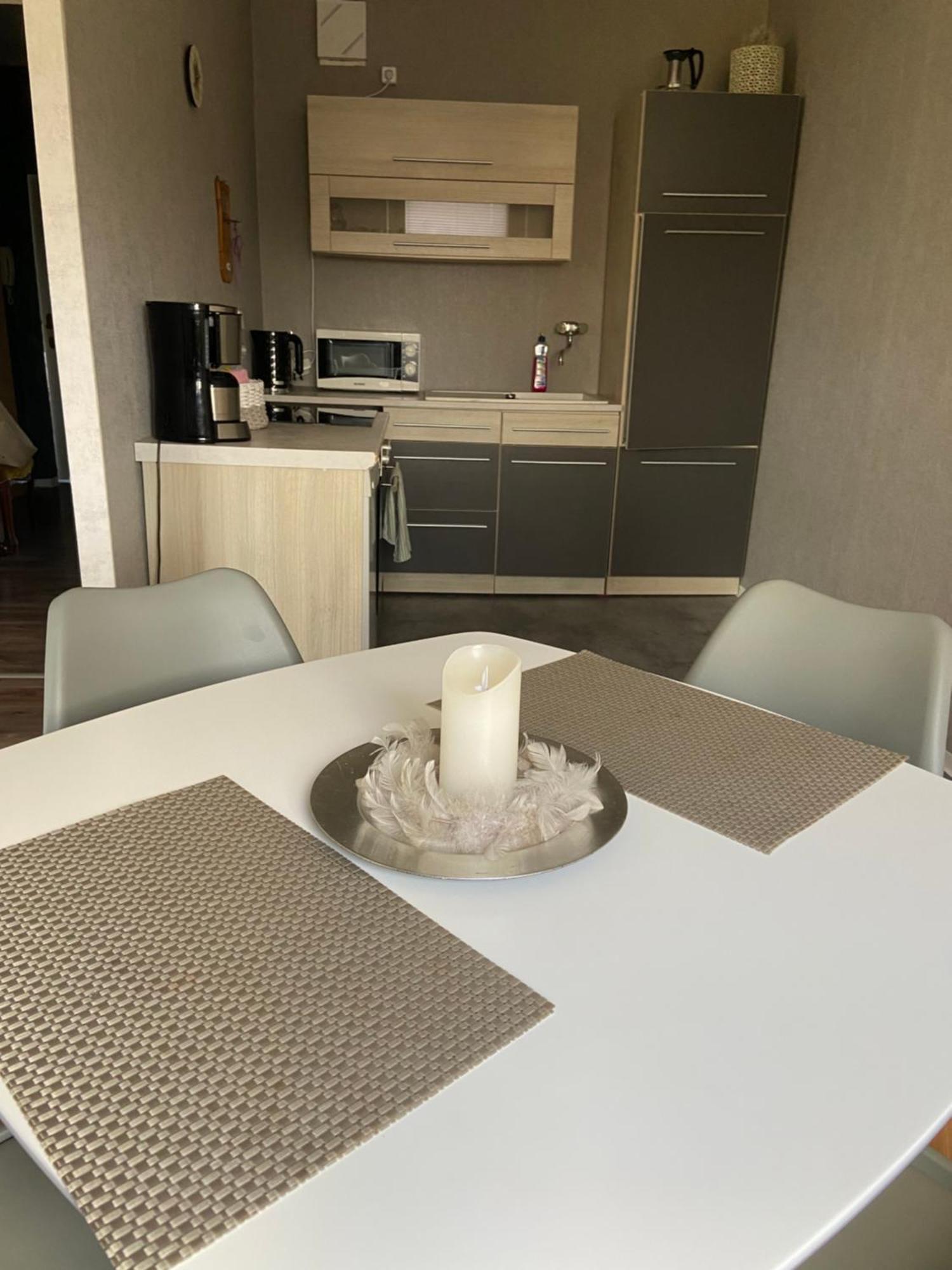 Schoene Kleine Wohnung Cottbus Ngoại thất bức ảnh